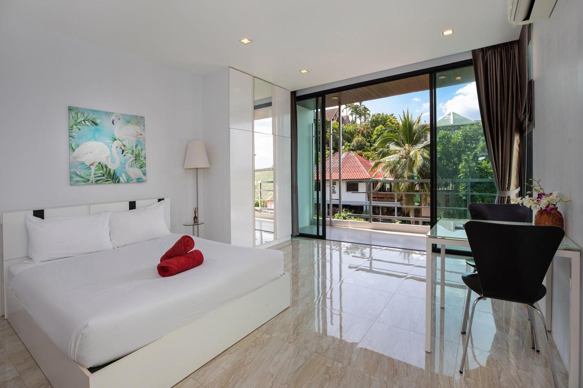 Lively At Vibrant Kata, 4br Pool B2 Near - Utk2 Vila