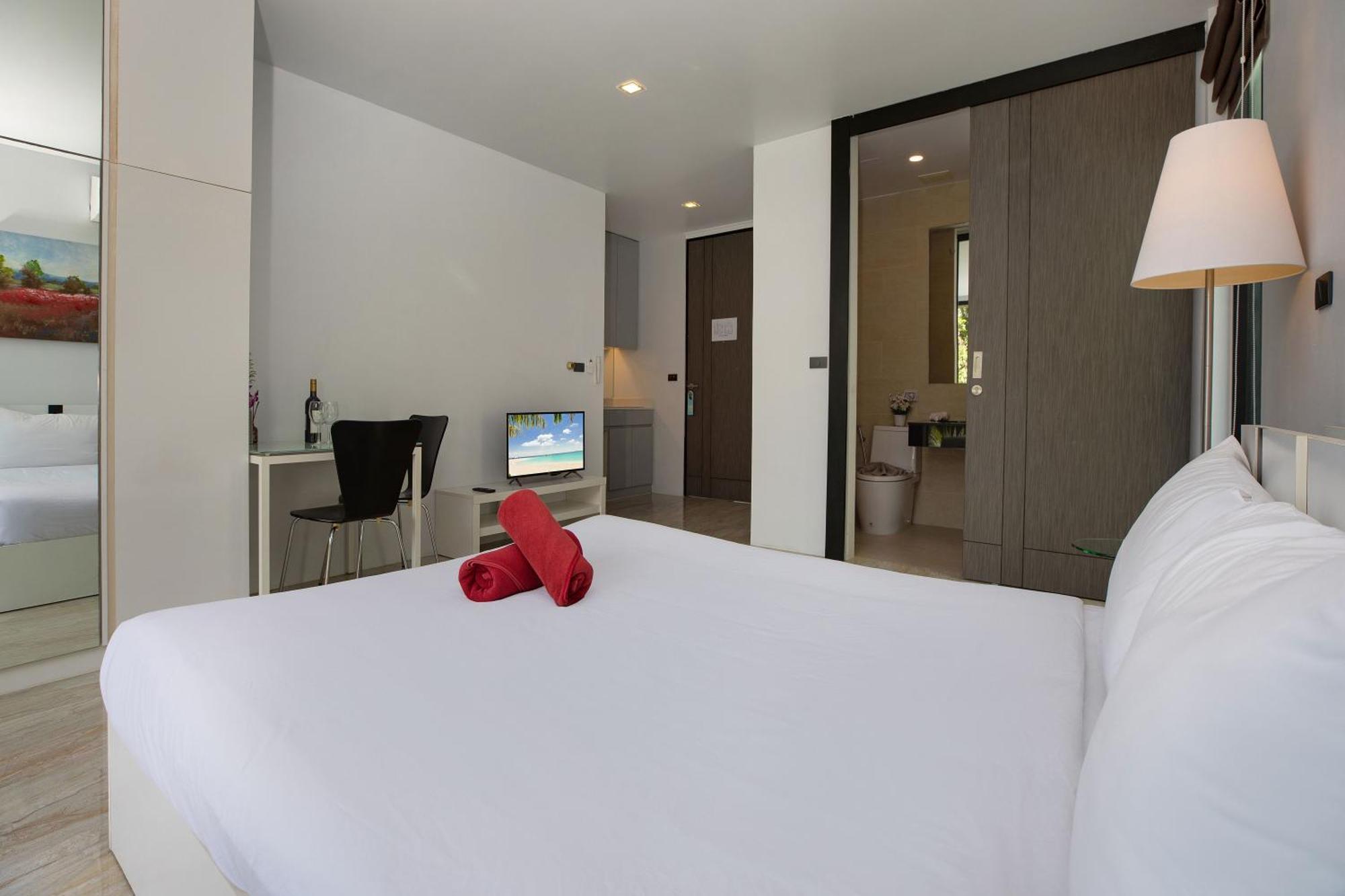 Lively At Vibrant Kata, 4br Pool B2 Near - Utk2 Vila