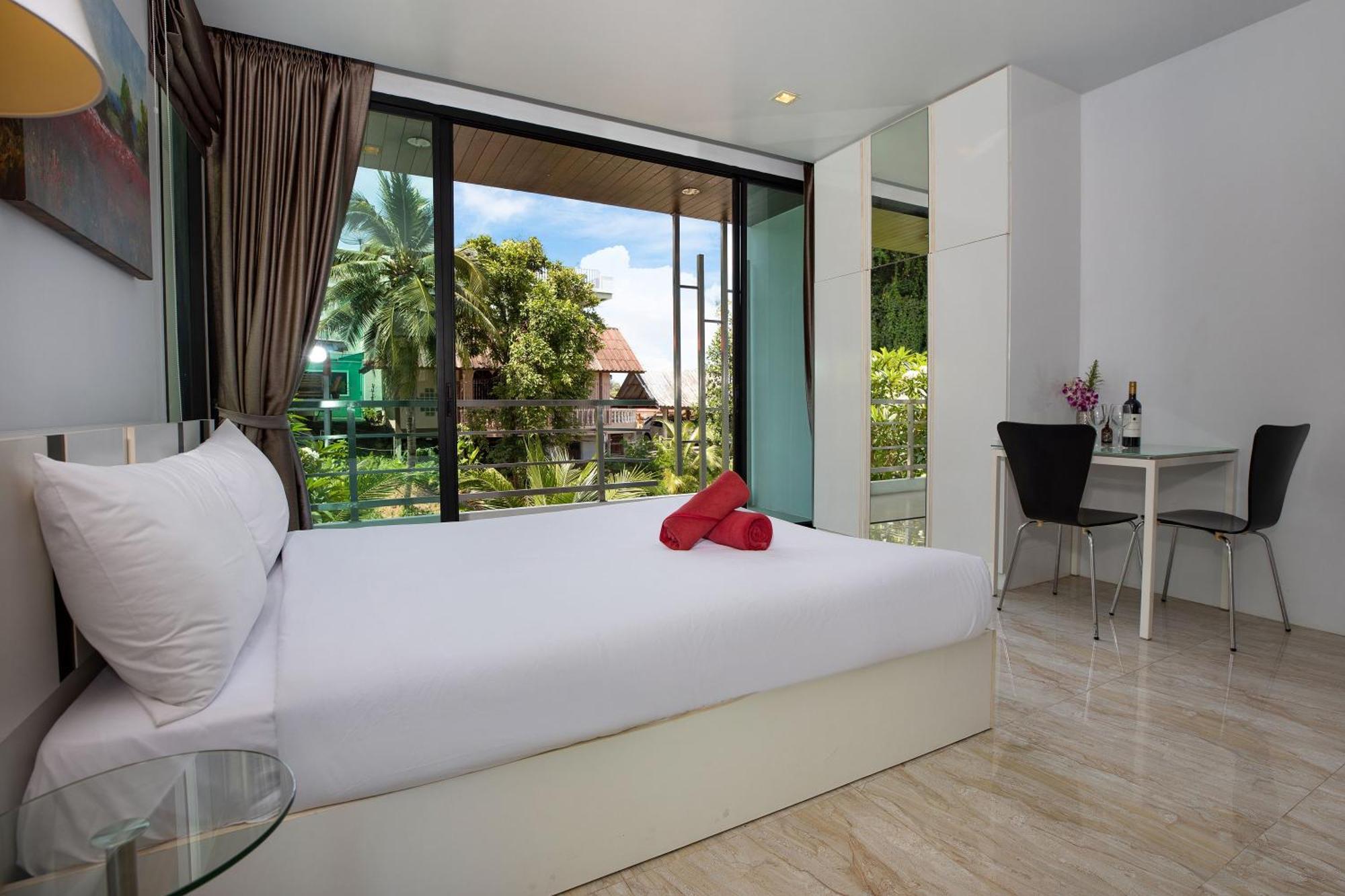 Lively At Vibrant Kata, 4br Pool B2 Near - Utk2 Vila